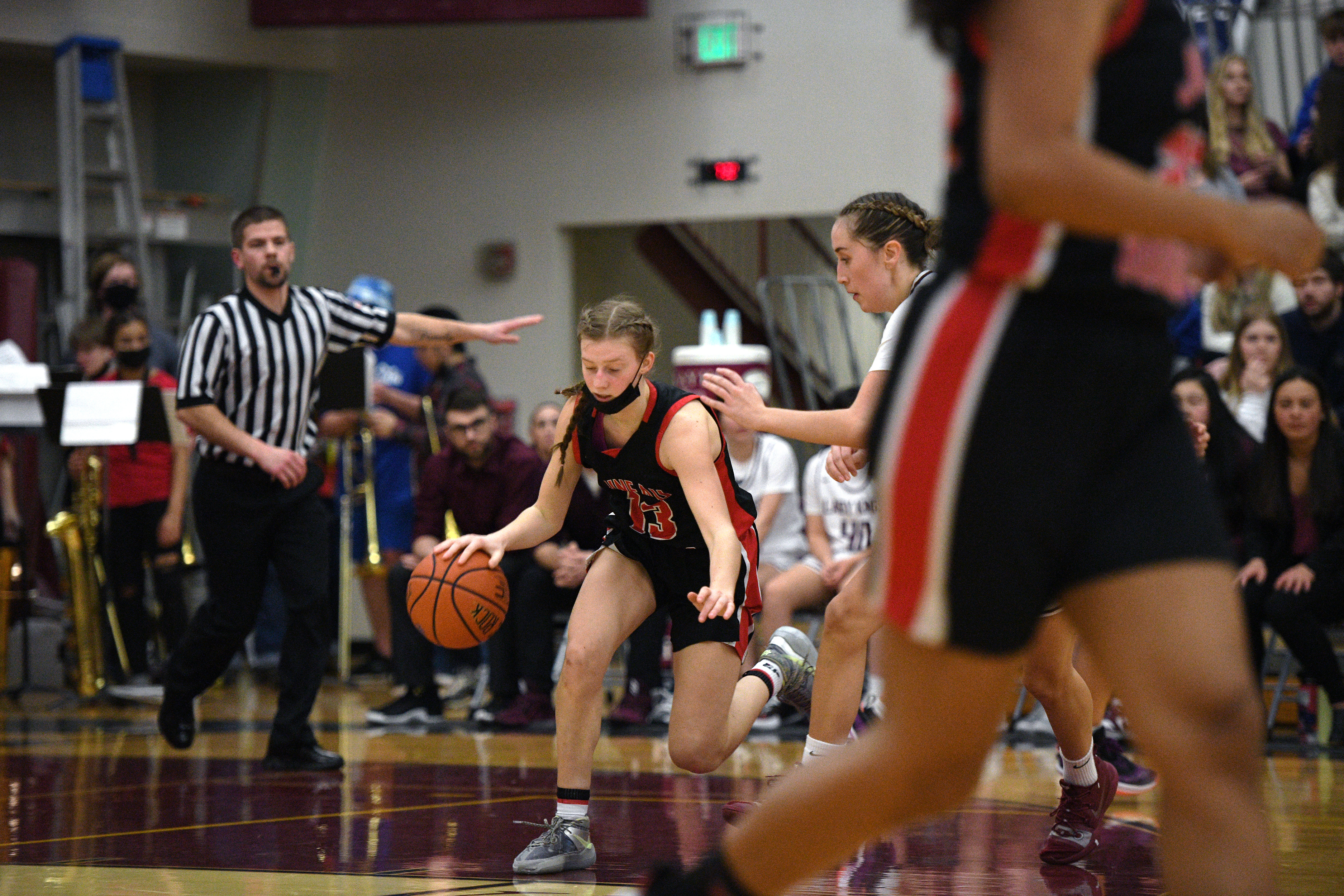 Kayhi juneau douglas girls 4a 031122 35